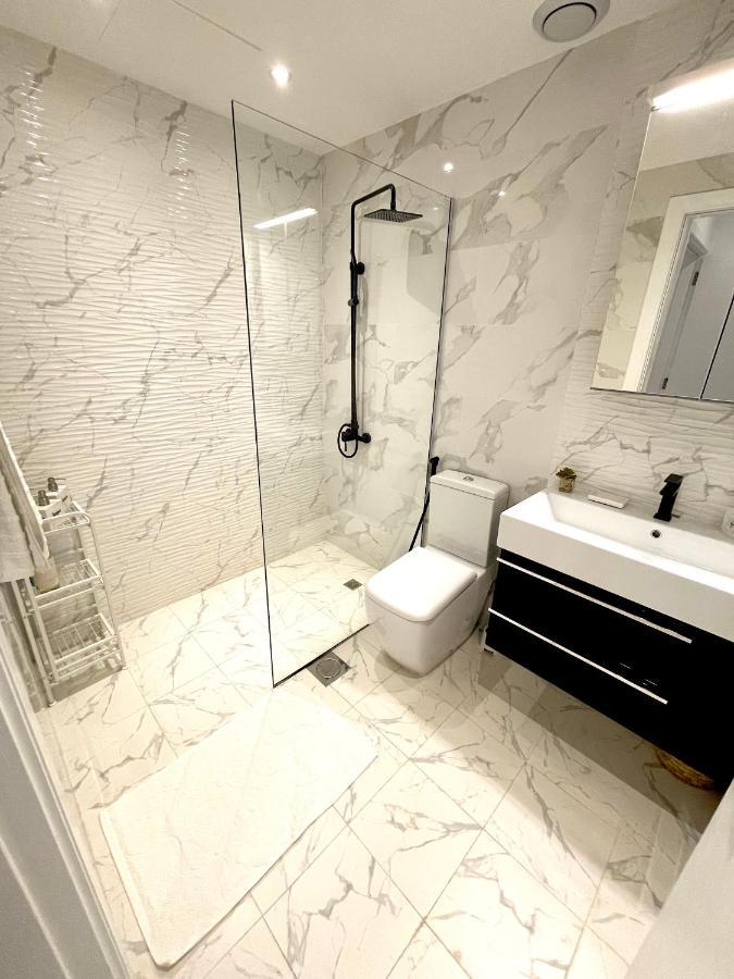 Awesome 1Br In Dubai Marina Apartment ภายนอก รูปภาพ
